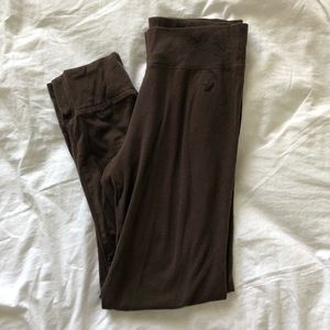 Cropped brown leggings